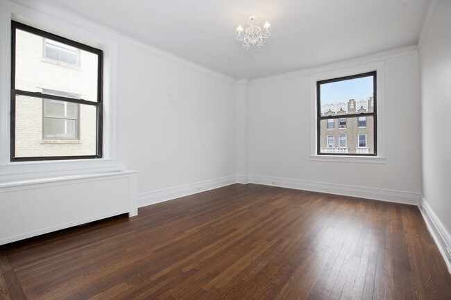 Foto del edificio - 905 W West End Ave