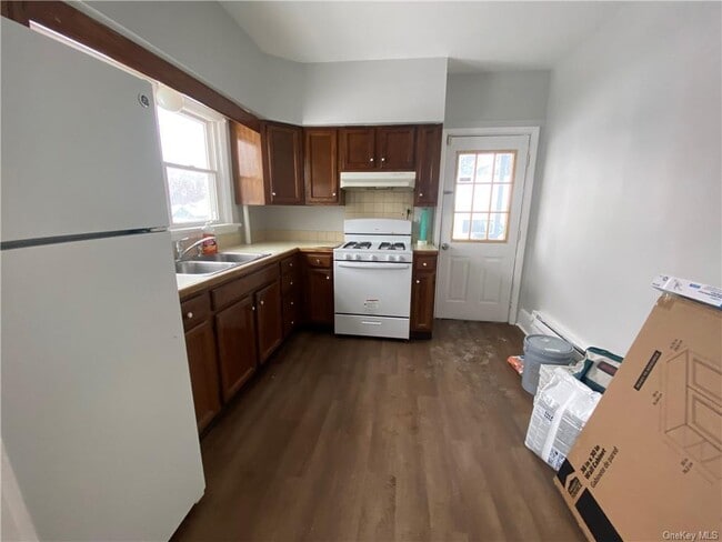 Foto del edificio - 464 NY-17M