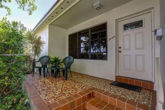 Foto del edificio - 3040 SW 11th St