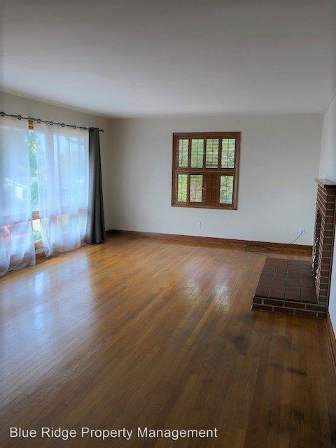 Building Photo - 3 br, 2 bath House - 532 Bays View Road