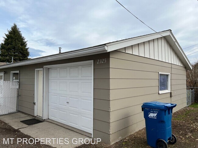 Building Photo - 2 br, 1 bath House - 2325 W Central