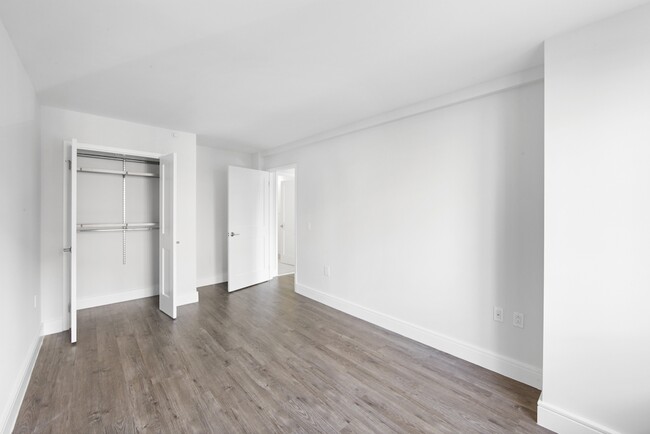 BEDROOM - 123 E 92nd St