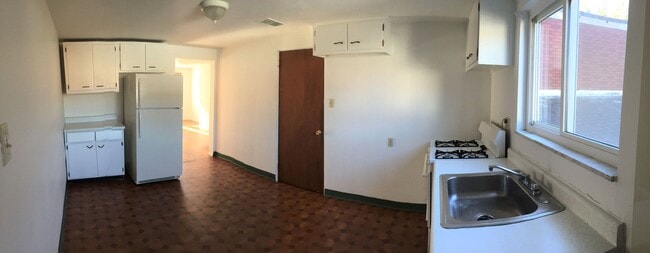 Building Photo - 13 E Sherman St