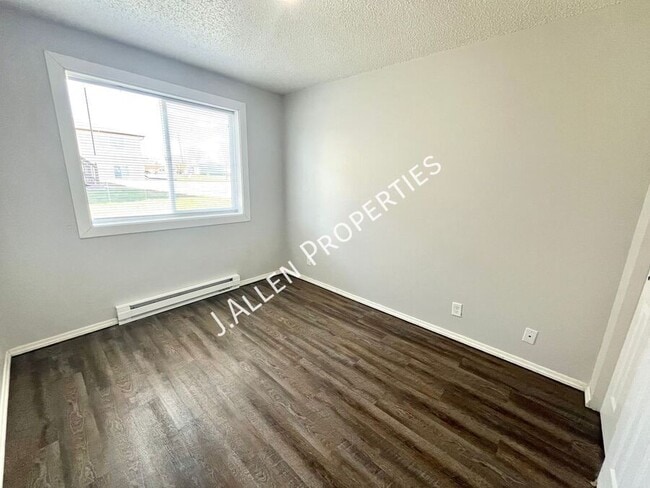 Foto del edificio - 1807 Parker Cir