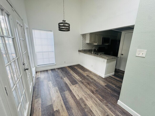 Building Photo - **1125/MONTH** MEDICAL CENTER***