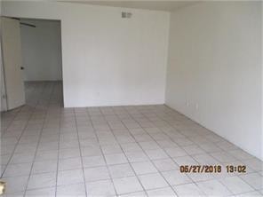 Building Photo - 12306 Ormandy St