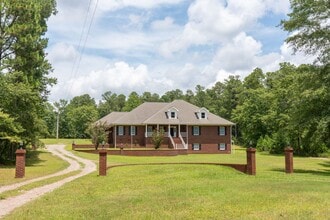 Building Photo - 785 Glenwood Dr