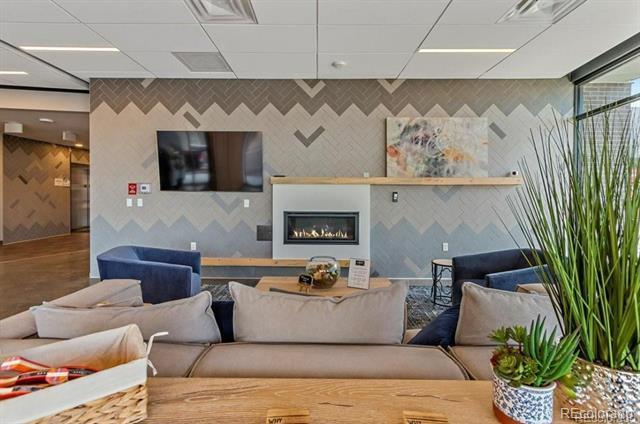 Building Photo - 1898 S Bannock St