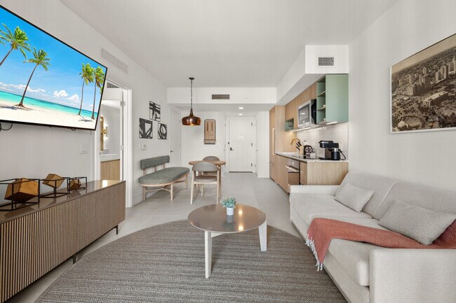 Foto del edificio - 601 NE 1st Ave