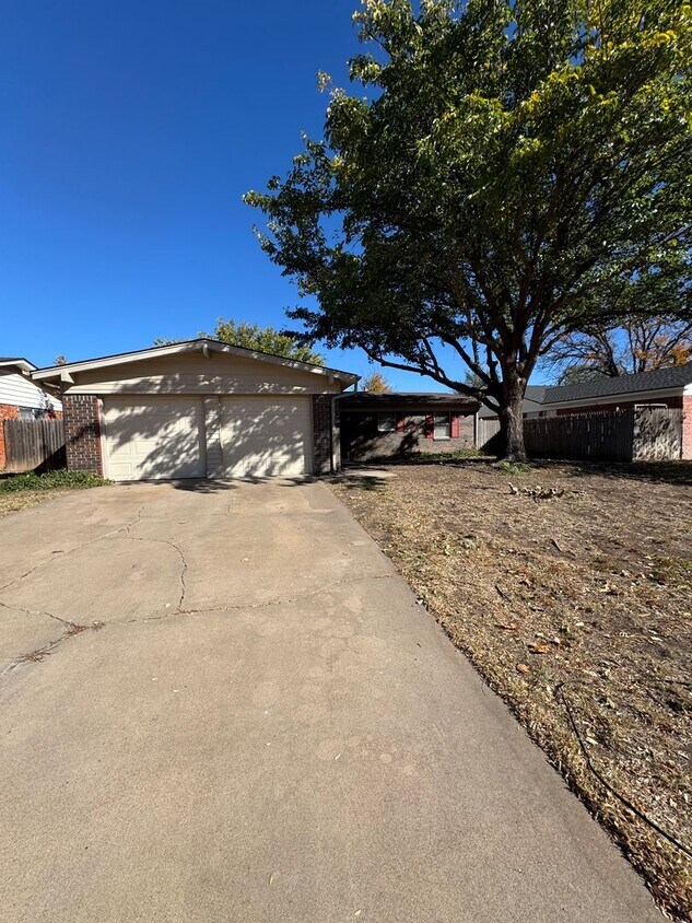 Primary Photo - 5220 Jean Ave