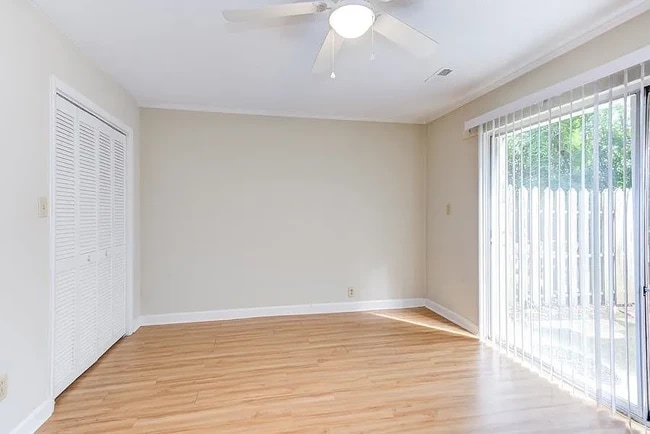 Photo - 205 Sunrise Ln (Chapel Hill, NC) Townhome