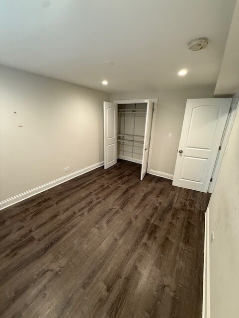 Foto del edificio - 6932 N Lakewood Ave