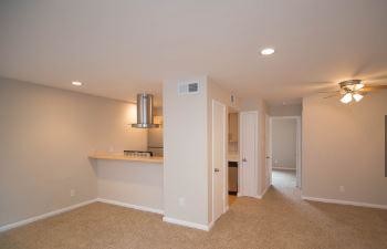 Building Photo - 2201 W. William Cannon Dr