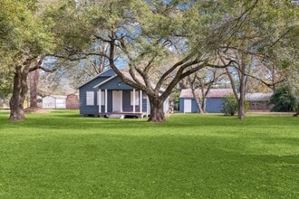 Building Photo - 3422 Singleton Rd