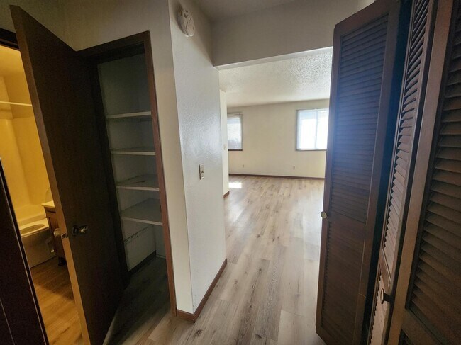 Foto del edificio - 922 Boston Way