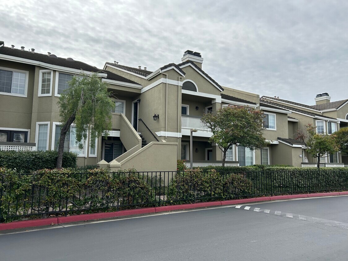 924 Owens Lake Dr, San Jose, CA 95123 Condo for Rent in San Jose, CA