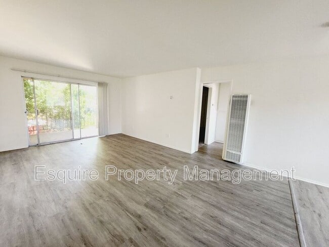 Foto del edificio - 2064 N Ventura Rd