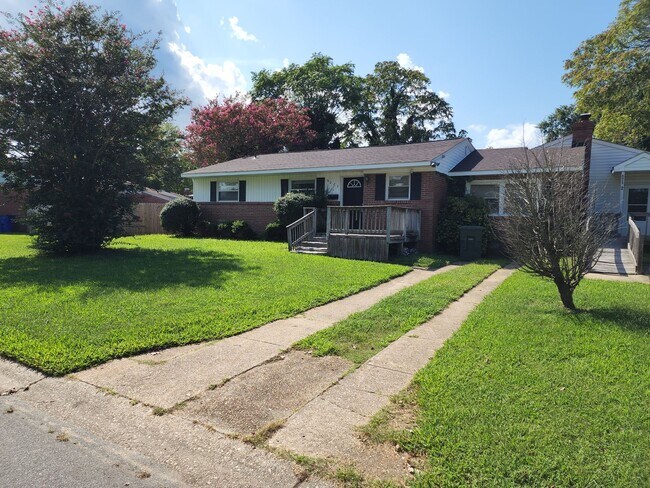 Foto del edificio - 8025 Kirbyhaigh Cir