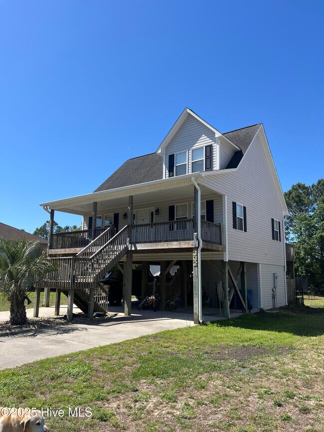 Foto del edificio - 332 Chadwick Acres Rd
