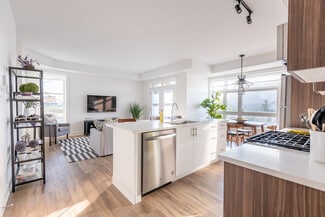 Building Photo - 180 Cope Dr