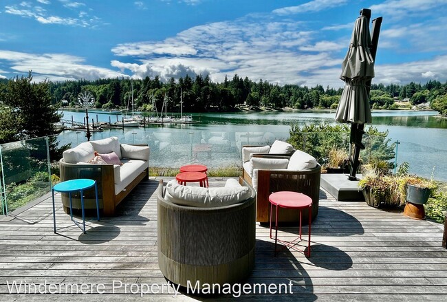 Foto del edificio - 4 br, 4.5 bath House - 345 Bromley Place NW