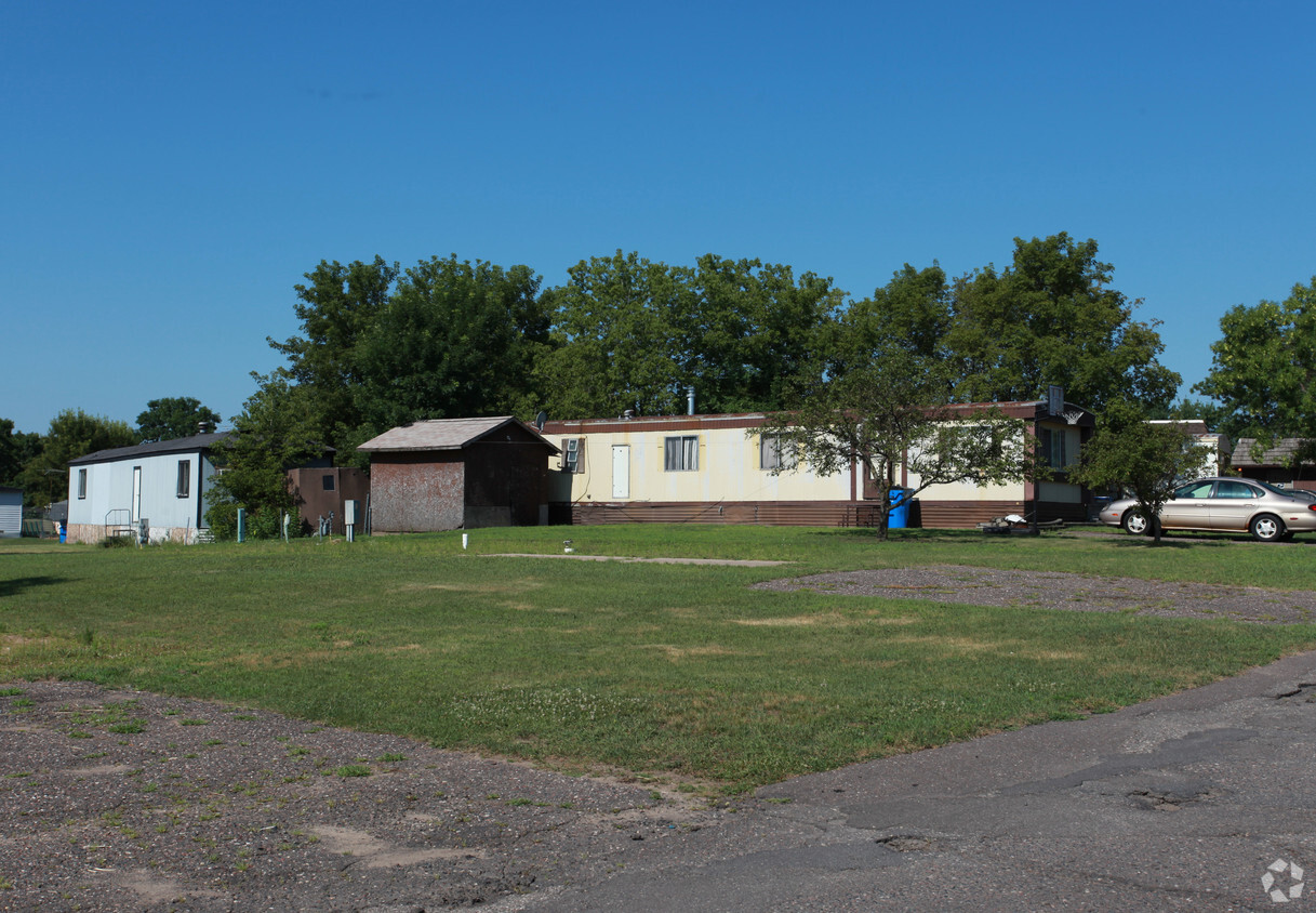 Foto del edificio - Mobile Home Court