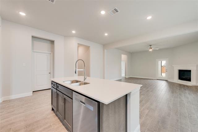 Building Photo - 703 Parrino pkwy