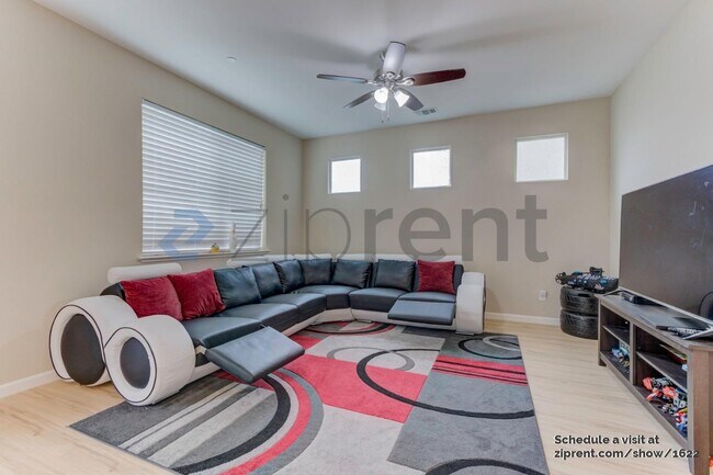 Building Photo - 1753 Stoneman Dr