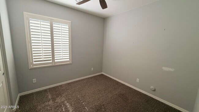Foto del edificio - 40750 W Colby Dr