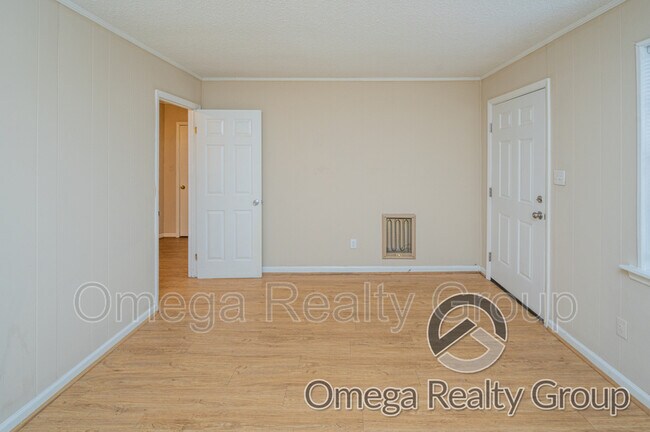 Foto del edificio - 8010 4th Ave