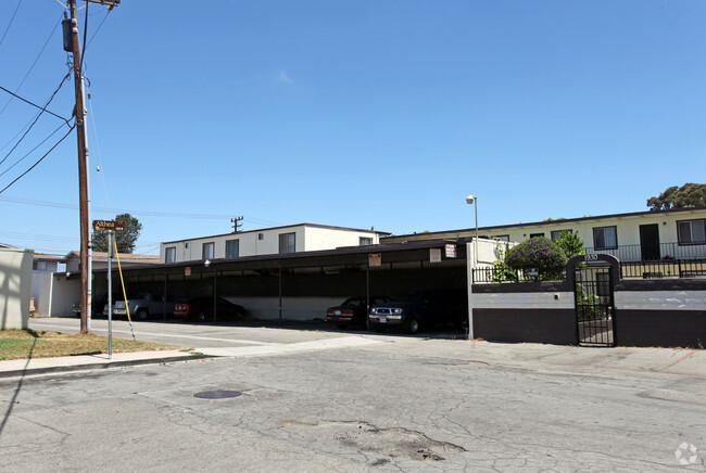 Building Photo - Casa Lobelia Apartments