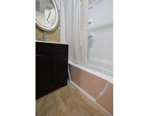 Foto del edificio - 32 Whitman St