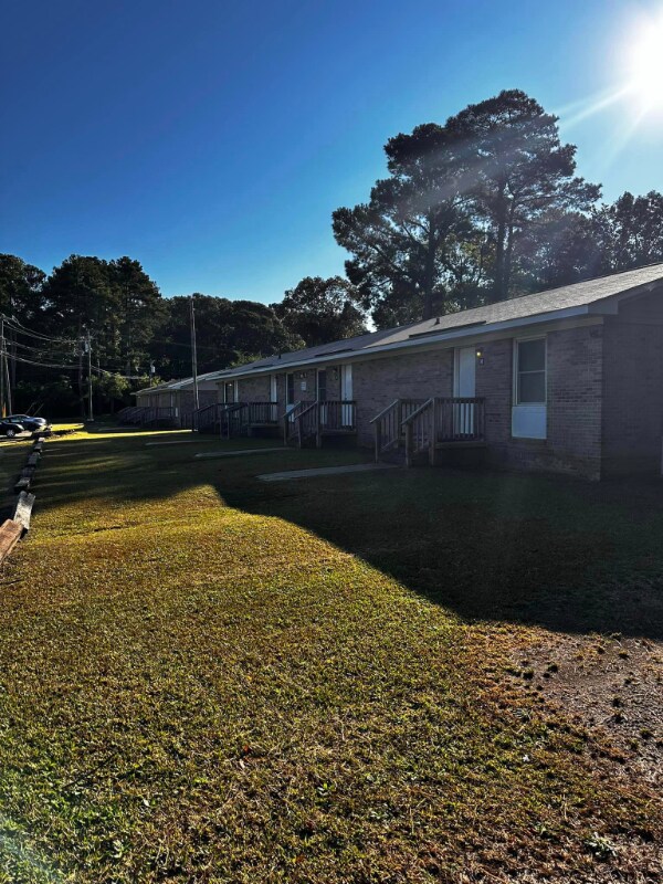 Building Photo - 4929 Galveston Dr