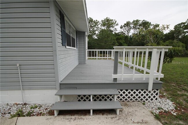 Building Photo - 1211 Lake Downey Dr