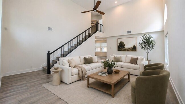 Building Photo - 4602 Everest Ln