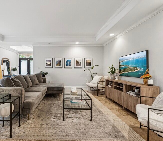 Foto del edificio - 3168 Ohio St