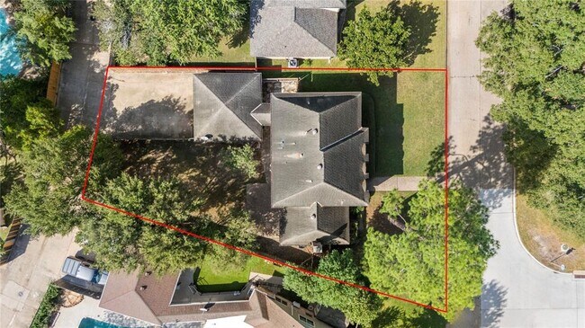 Building Photo - 510 Rennie Dr