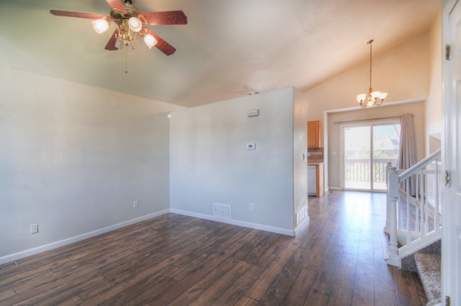 Building Photo - 4820 Pathfinder Dr