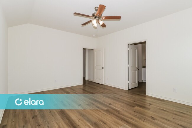Foto del edificio - 121 STRATTON LN