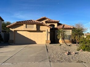 Building Photo - 3008 S Cortland Cir