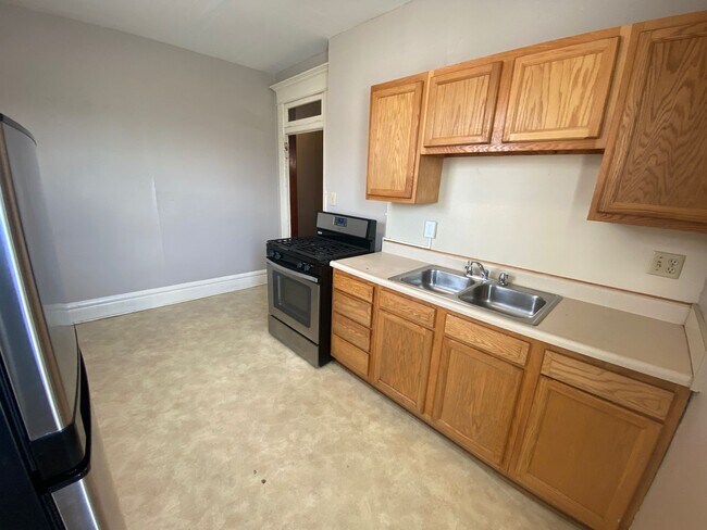 Foto del edificio - 1467 Worthington St
