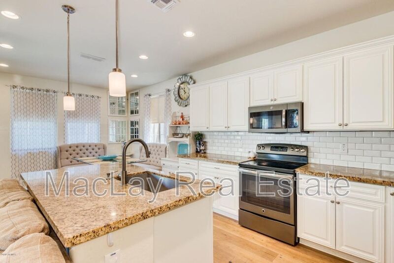 Photo - 1214 E Brookwood Ct