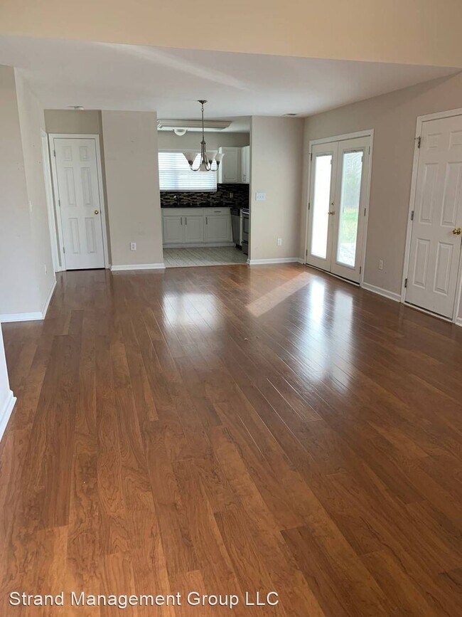 Building Photo - 3 br, 2 bath House - 4833 Southgate Parkway