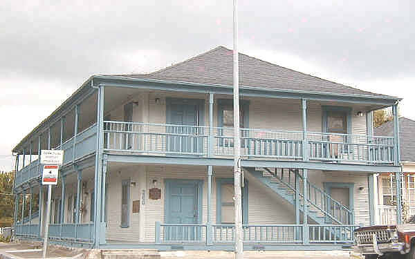 Building Photo - 300 Santa Rosa Ave