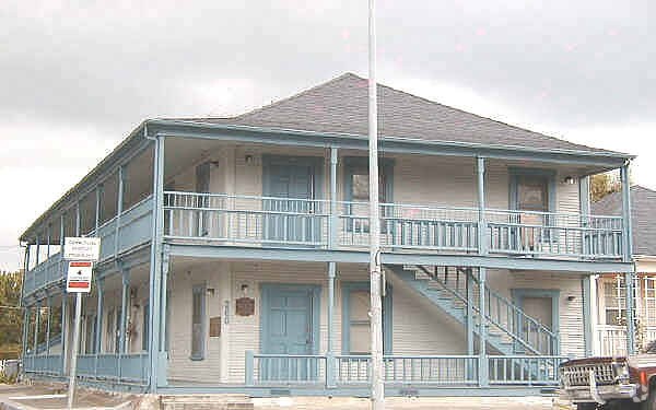 Foto del edificio - 300 Santa Rosa Ave