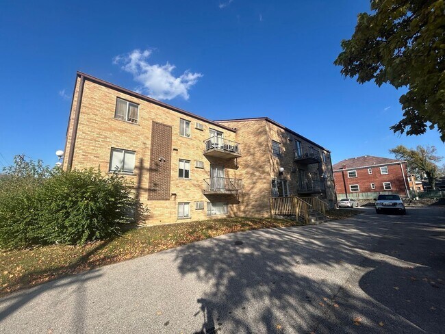 Building Photo - 830 Nebraska Ave