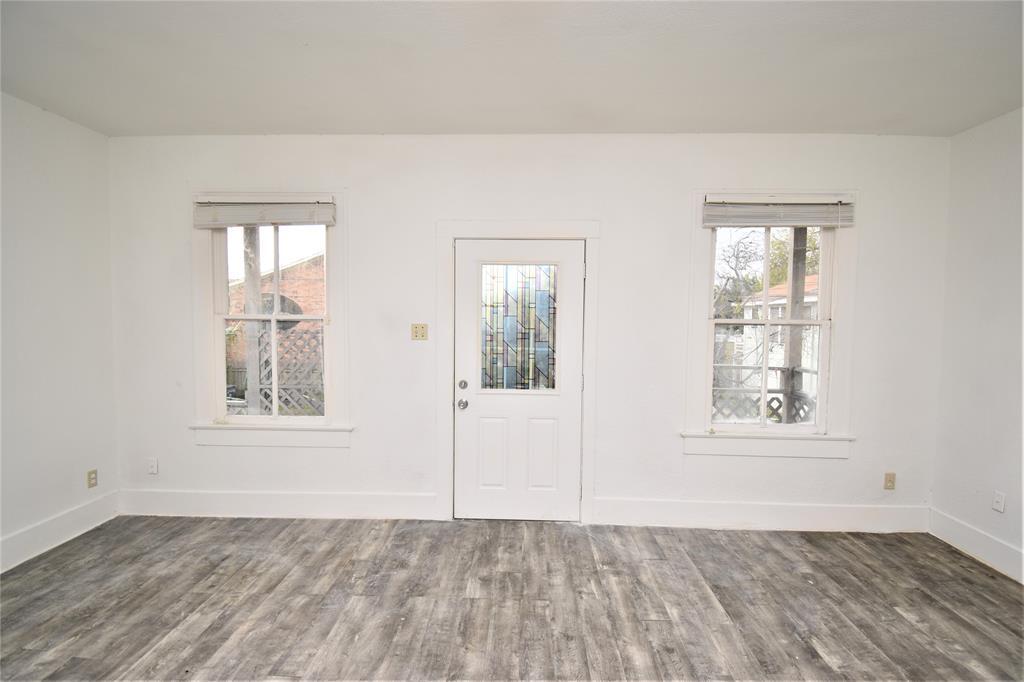 Primary Photo - 4506 Avenue P 1/2