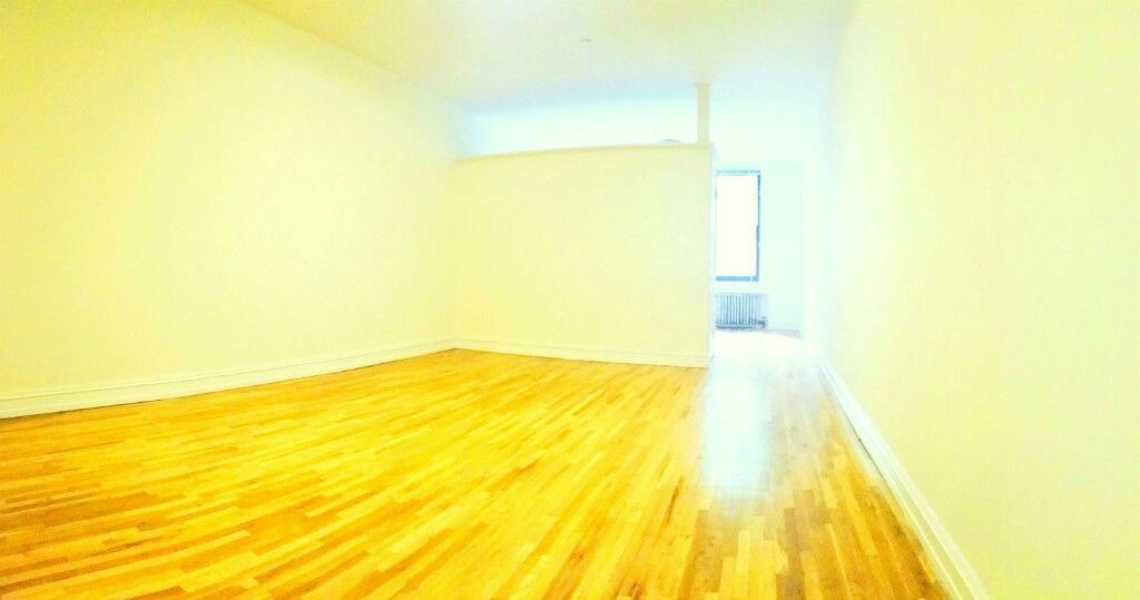 1571 1st Avenue, New York, NY 10028 Apartments in New York, NY