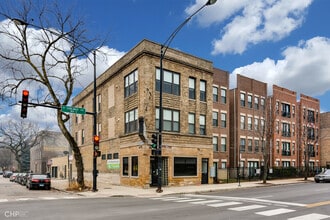 Building Photo - 2301 W Chicago Ave