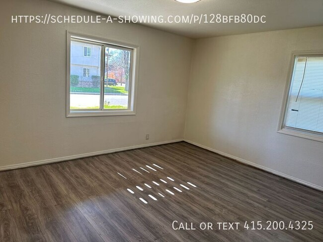 Building Photo - Charming 5-Bedroom Duplex for Rent — Fresh...